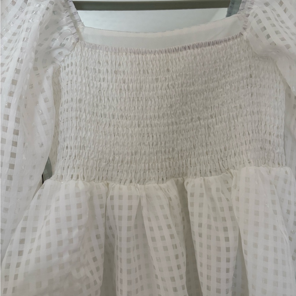 Small White Babydoll dress - Picture 5 of 8